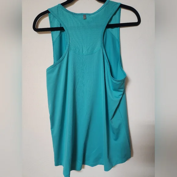 Bundle Of 4 Fila Women's Tank Tops in Mint, Black, Teal, and White - Picture 11 of 11